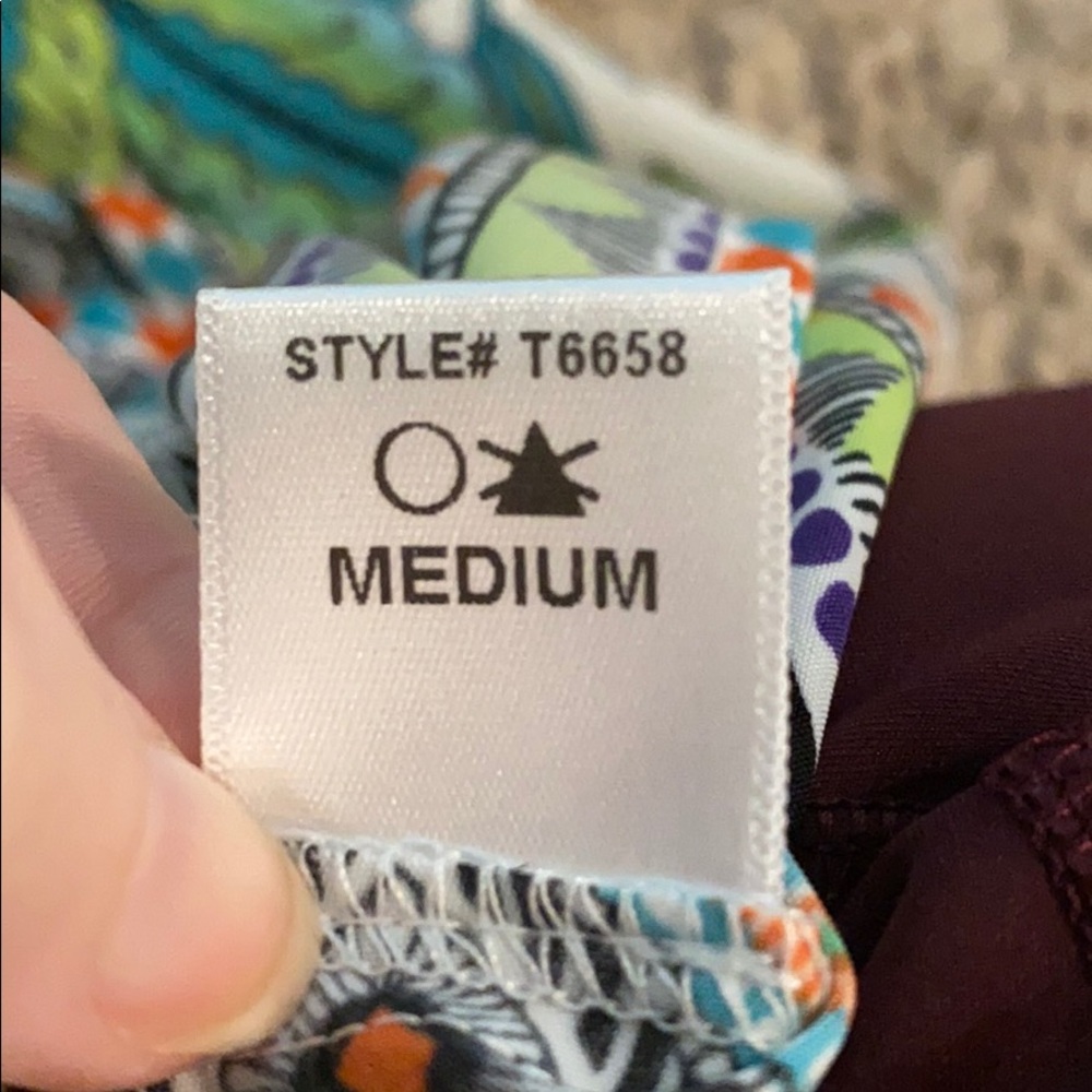 Boutique Floral Blouse - Picture 6 of 9
